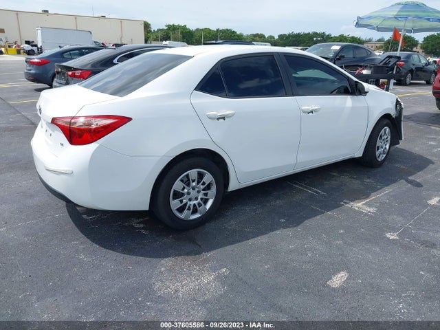 Toyota COROLLA LE 2019 5YFBURHE4KP888083 Image 4