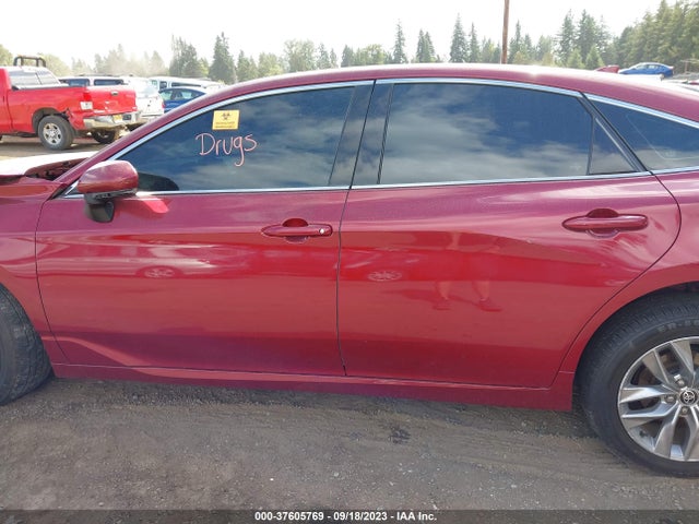Toyota AVALON XLE 2022 4T1JZ1FB3NU073285 Image 13