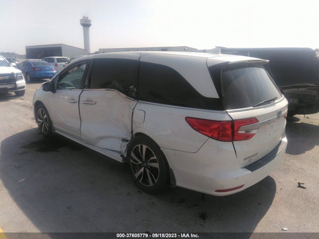 Honda Odyssey Elite 2018 5FNRL6H90JB100316 Image 3