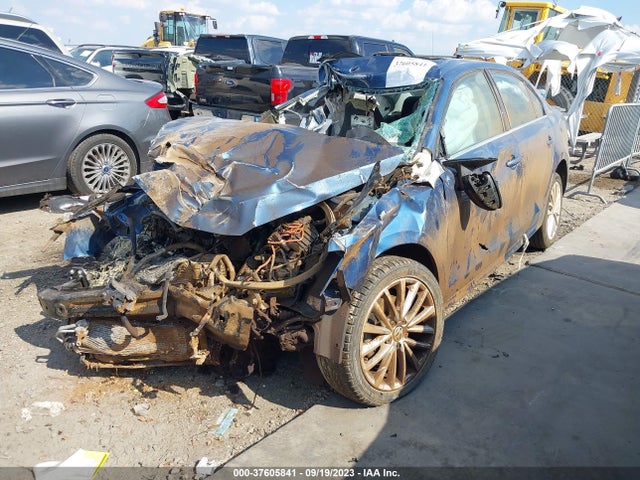 3VWL17AJ1GM318367 Volkswagen Jetta Sedan 1.8t Sel