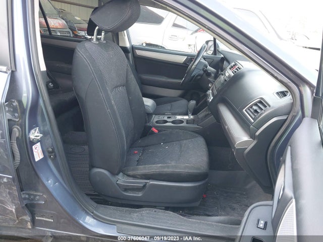 Subaru Outback 2.5i Premium 2015 4S4BSBCC6F3202624 Image 5