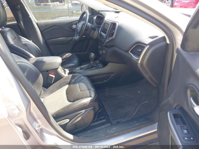 1C4PJMLB5KD287346 Jeep Cherokee Latitude Plus