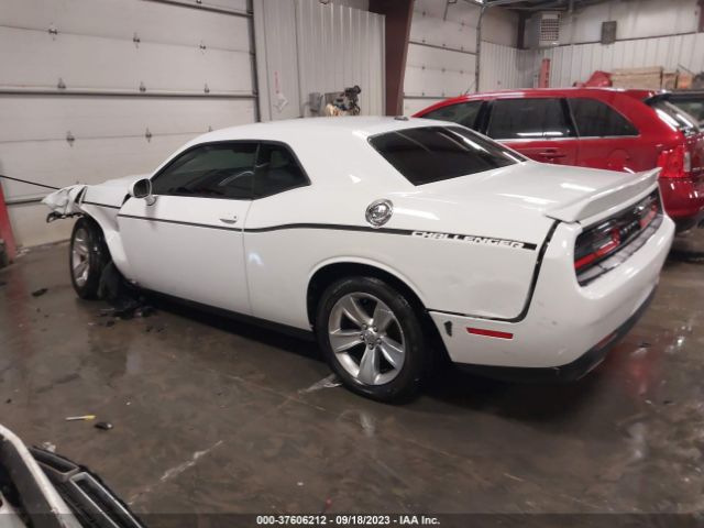 2C3CDZAGXJH219485 Dodge Challenger Sxt