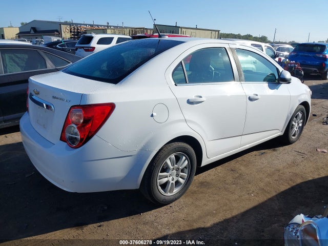Chevrolet SONIC LT 2014 1G1JC5SH0E4226219 Image 4