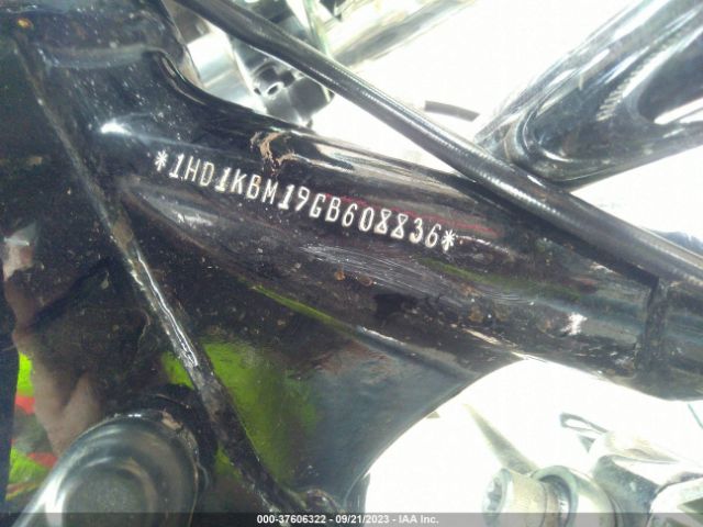 2016 HARLEY-DAVIDSON FLHX 1HD1KBM19GB608836 Photo 9
