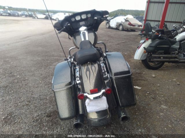 2016 HARLEY-DAVIDSON FLHX 1HD1KBM19GB608836 Photo 5