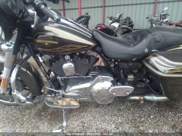 2016 HARLEY-DAVIDSON FLHX 1HD1KBM19GB608836 Photo 8