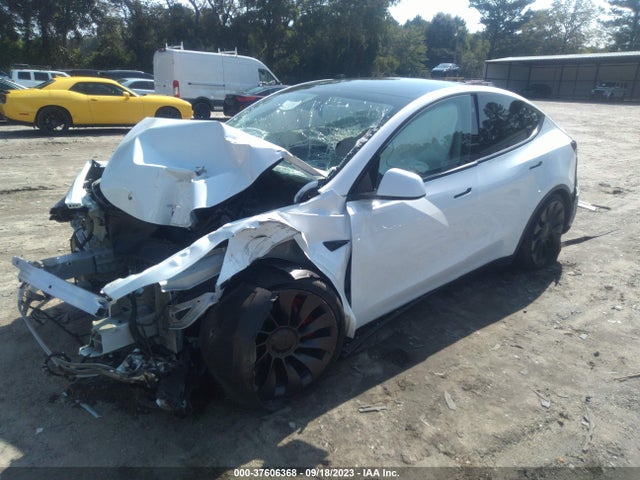 7SAYGDEF9NF365601 Tesla Model Y Performance