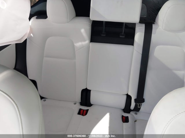 7SAYGDEF9NF365601 Tesla Model Y Performance