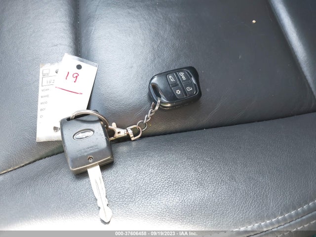 2008 SUBARU TRIBECA 5-PASS LTD VIN: 4S4WX92D984407180