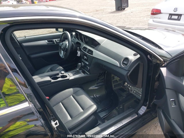 Mercedes-Benz C-class C 300 2014 WDDGF8AB8EG223189 Image 5