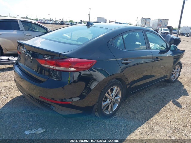 2018 HYUNDAI ELANTRA SEL VIN: KMHD84LF4JU504252