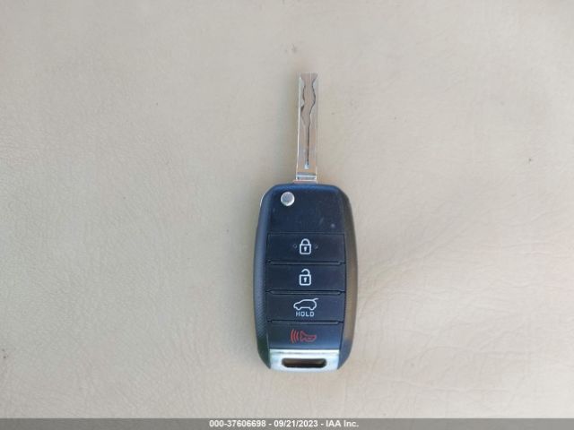 KNDPMCAC4J7459800 KIA Sportage Lx