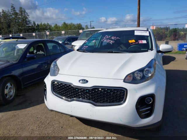 KNDPMCAC4J7459800 KIA Sportage Lx
