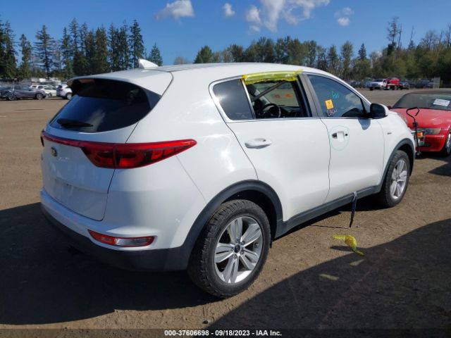 KNDPMCAC4J7459800 KIA Sportage Lx