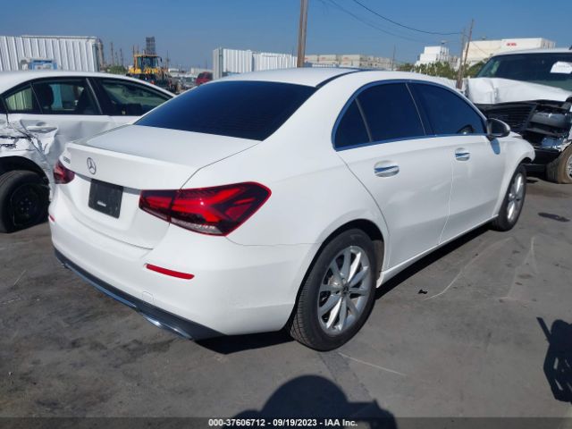 W1K3G4EB0NJ361360 Mercedes-Benz A-class A 220