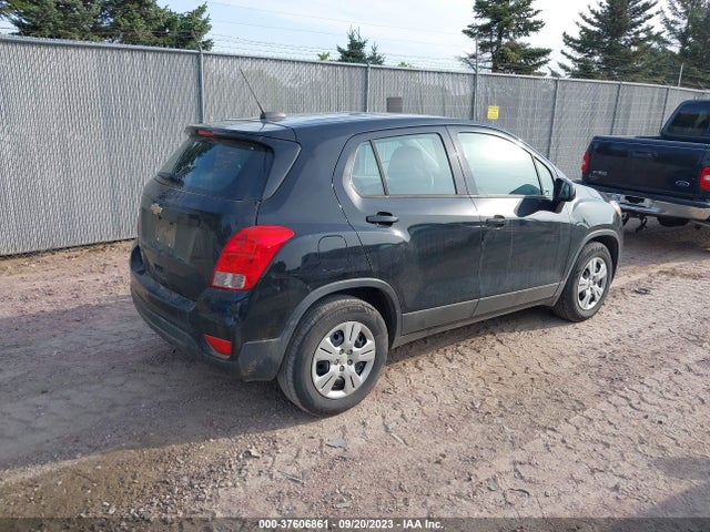 Chevrolet TRAX LS 2018 3GNCJKSB5JL324240 Image 4