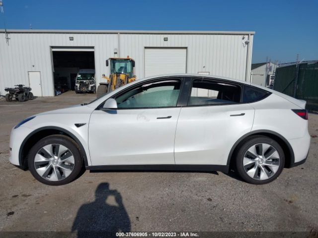 7SAYGDEEXPA061233 Tesla Model Y Long Range