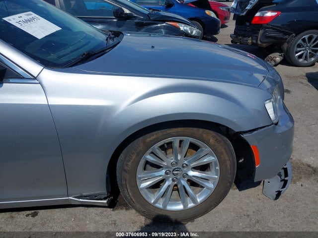 2017 CHRYSLER 300 LIMITED VIN: 2C3CCAAG5HH655594