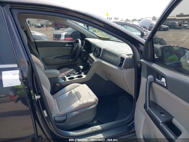 Aukcja sprzedaży 2018 Kia Sportage Lx, vin: KNDPM3AC4J7388064, numer aukcji: 37606980