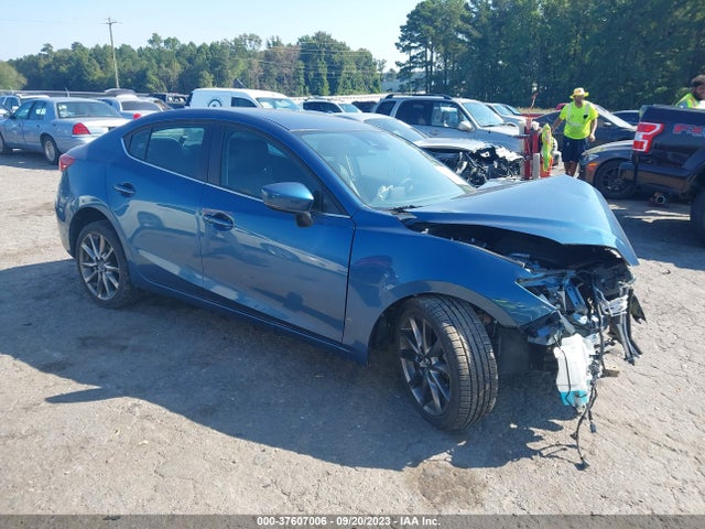 2018 MAZDA MAZDA3 4-DOOR TOURING VIN: 3MZBN1V34JM207554
