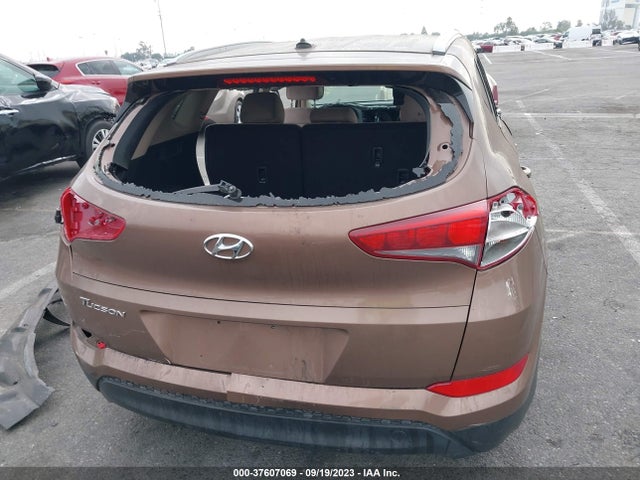 Hyundai TUCSON SE 2017 KM8J33A43HU269009 Image 16