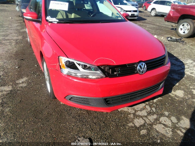 2012 VOLKSWAGEN JETTA SEDAN SE W/CONVENIENCE PZEV VIN: 3VWDP7AJ5CM458175