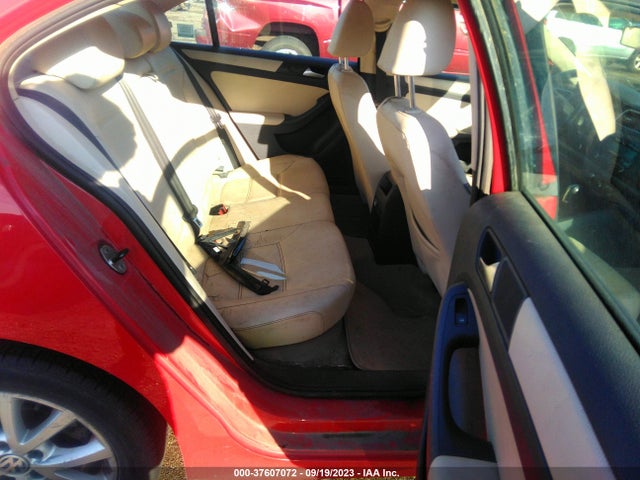 2012 VOLKSWAGEN JETTA SEDAN SE W/CONVENIENCE PZEV VIN: 3VWDP7AJ5CM458175