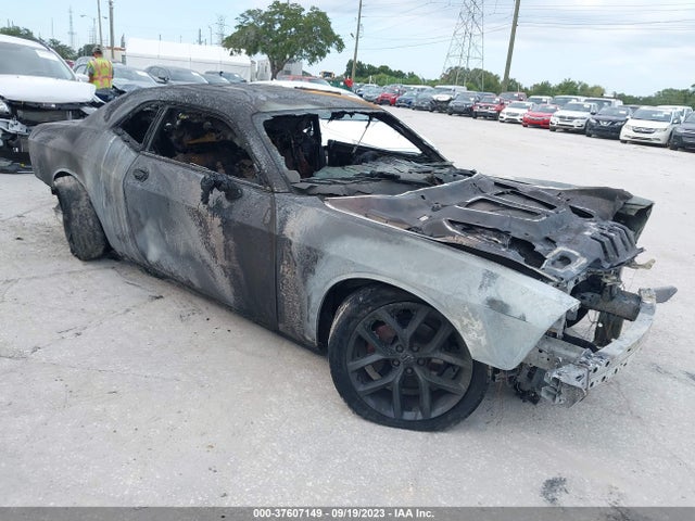 2C3CDZAGXMH573074 - Dodge Challenger Sxt 2021