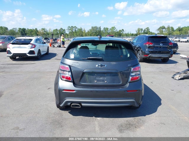 Chevrolet SONIC LT 2018 1G1JD6SH4J4107733 Image 16