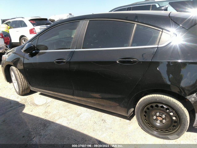 2018 CHEVROLET CRUZE LT VIN: 3G1BE6SM6JS525502