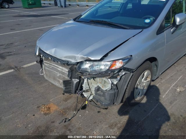 19XFB2F58FE208307 Honda Civic Sedan Lx