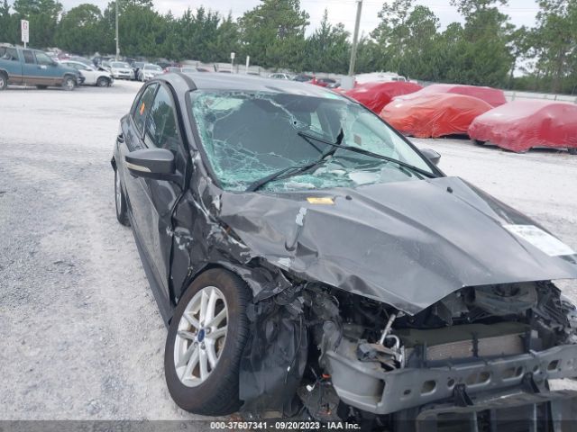 1FADP3K26FL351442 Ford FOCUS SE