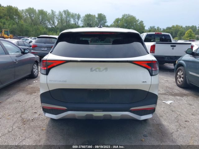 KNDPUCAF8P7085095 KIA Sportage Lx