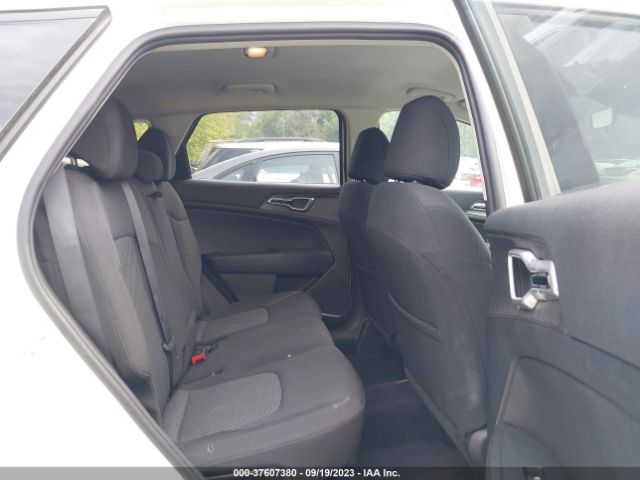 KNDPUCAF8P7085095 KIA Sportage Lx