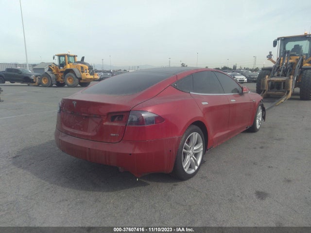 Tesla Model S 85d 2015 5YJSA1H26FF086328 Image 1