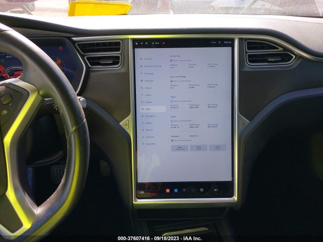 Tesla Model S 85d 2015 5YJSA1H26FF086328 Image 17