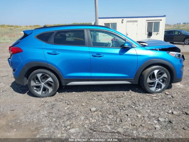 KM8J3CA29JU733697 Hyundai Tucson Value