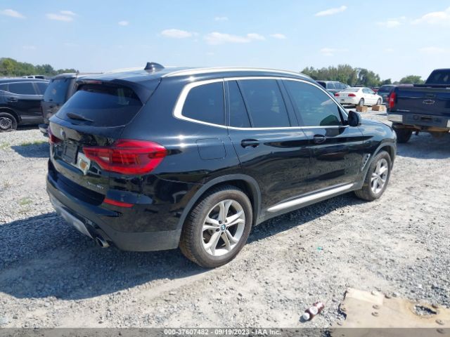 2020 BMW X3  5UXTY3C04LLE55375 Photo 3