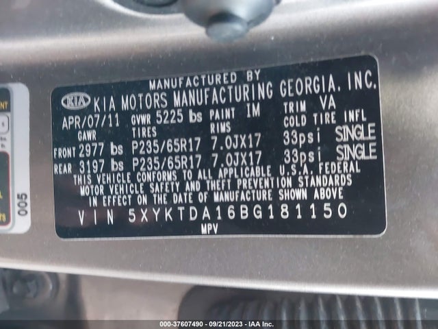 2011 KIA SORENTO LX VIN: 5XYKTDA16BG181150