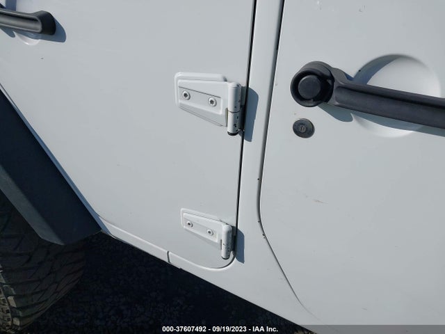 2017 JEEP WRANGLER UNLIMITED SPORT VIN: 1C4BJWDG1HL589649