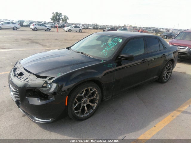 2C3CCAAGXJH320076 Chrysler 300 Touring