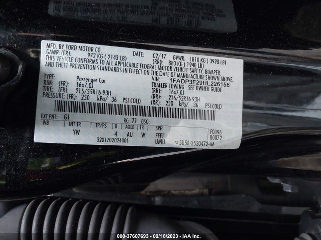 2017 FORD FOCUS SE VIN: 1FADP3F29HL226156