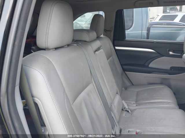 Toyota Highlander Xle 2014 5TDKKRFH8ES023339 Image 8