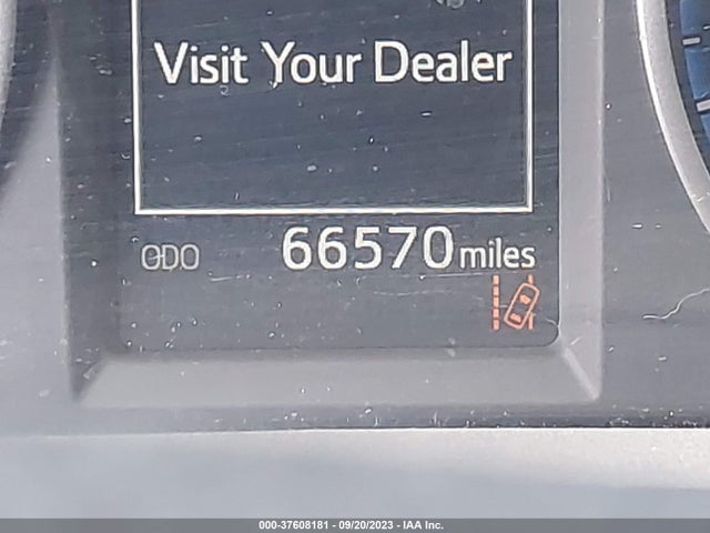 Toyota RAV4 LE 2017 2T3ZFREV7HW345824 Image 16
