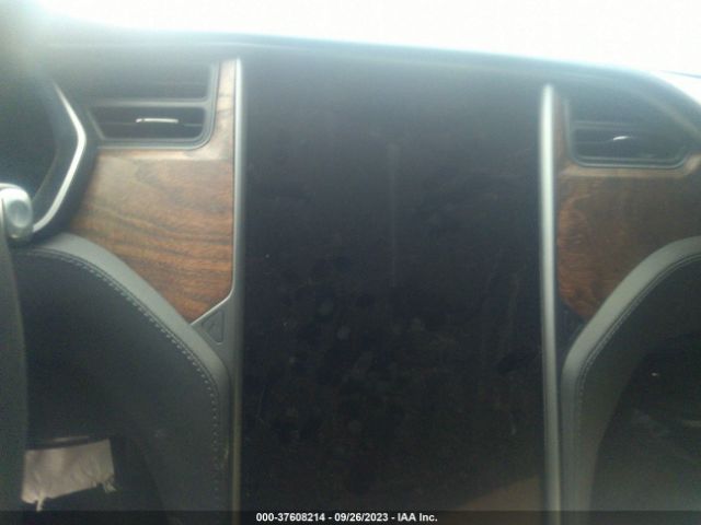 5YJSA1E28LF399624 Tesla Model S Long Range