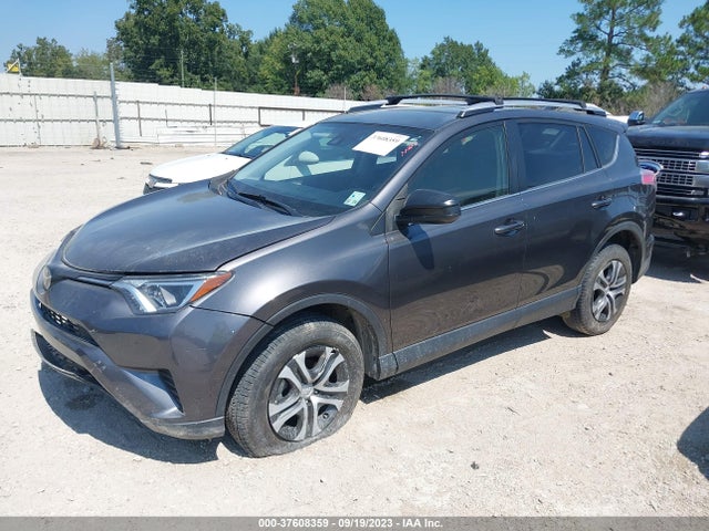 Toyota RAV4 LE 2017 JTMZFREV4HJ107573 Image 2