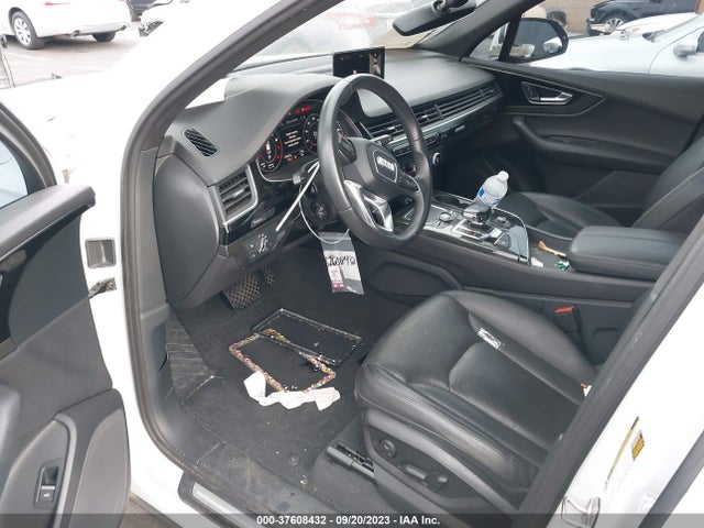 WA1LAAF7XHD053887 Audi Q7 Premium Plus