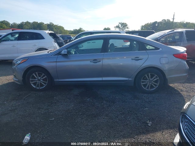 Hyundai Sonata 1.6t Eco 2015 5NPE24AA8FH125435 Image 14
