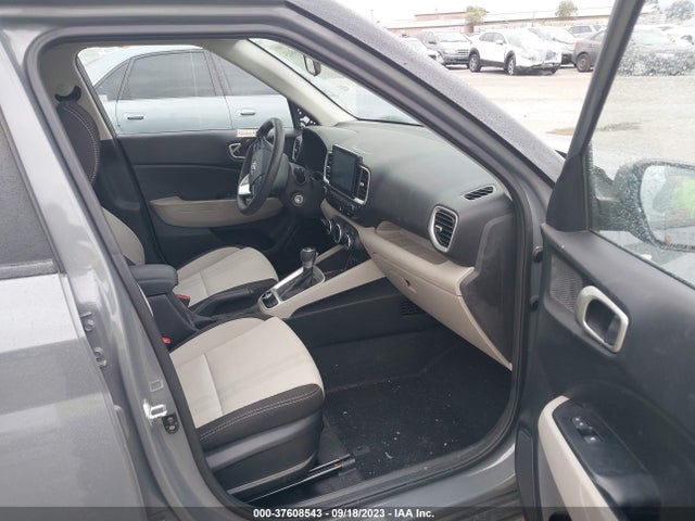 2020 HYUNDAI VENUE SEL VIN: KMHRC8A31LU031031